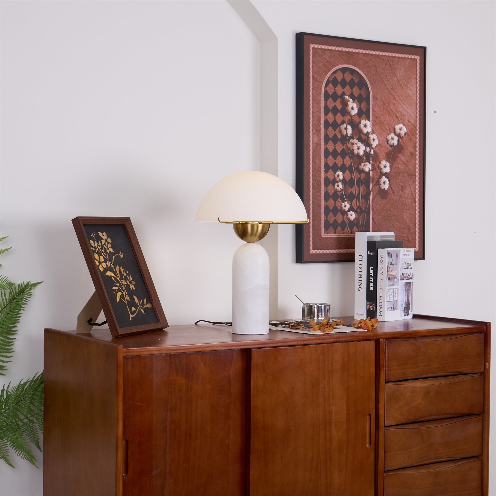 Lunena kugleformet bordlampe