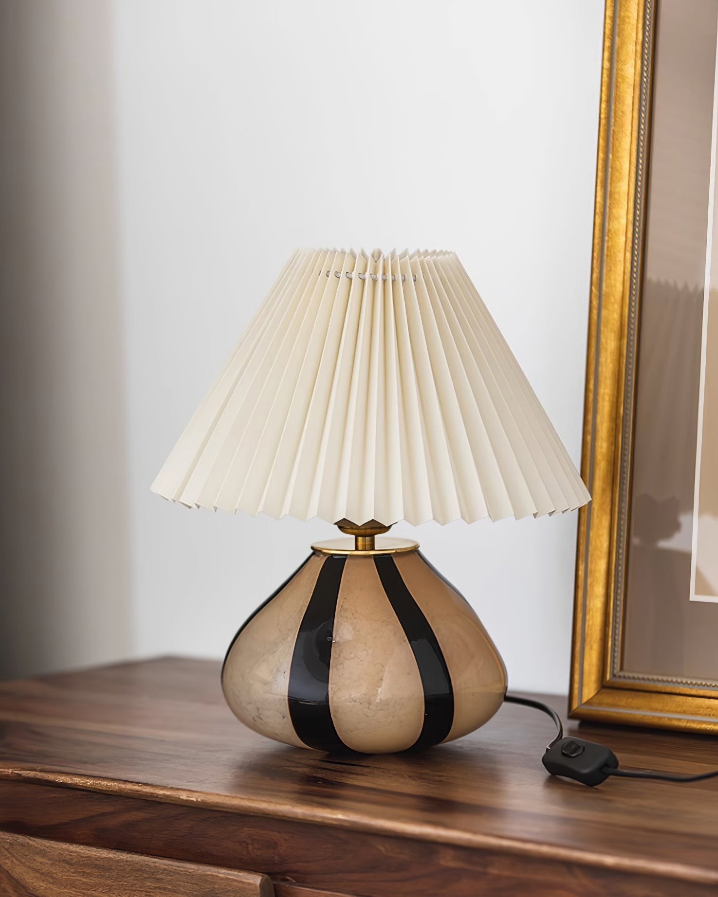 Holikik bordlampe