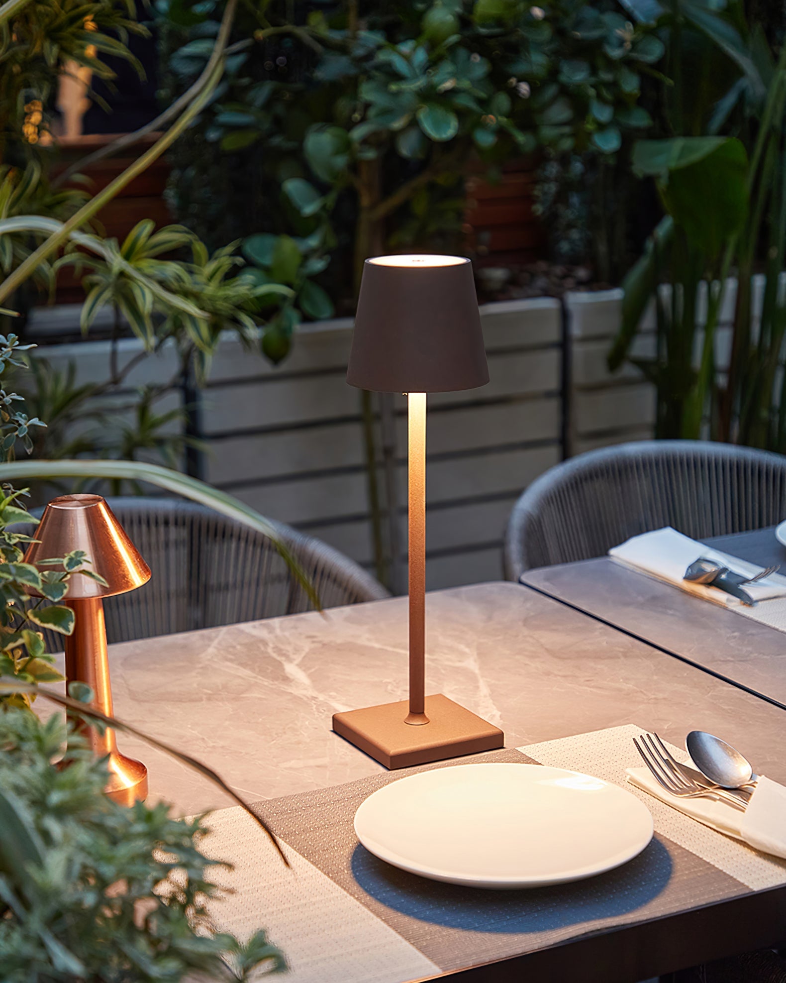 Ilavi udendørs bordlampe