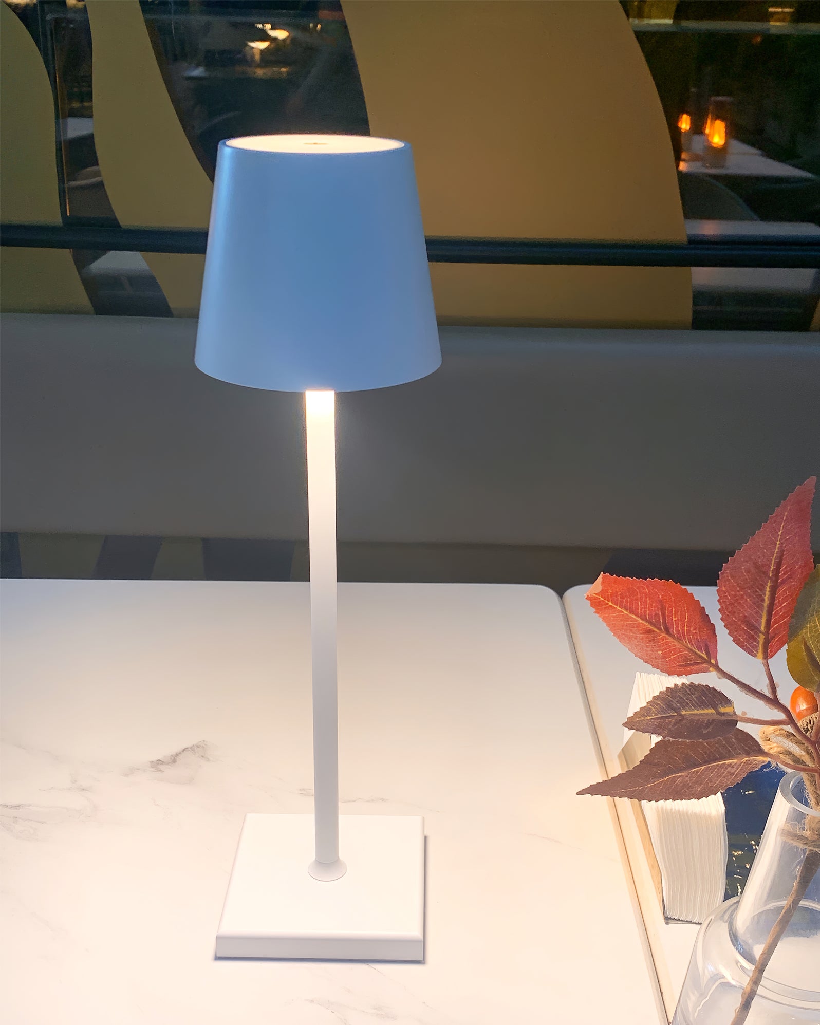 Ilavi udendørs bordlampe