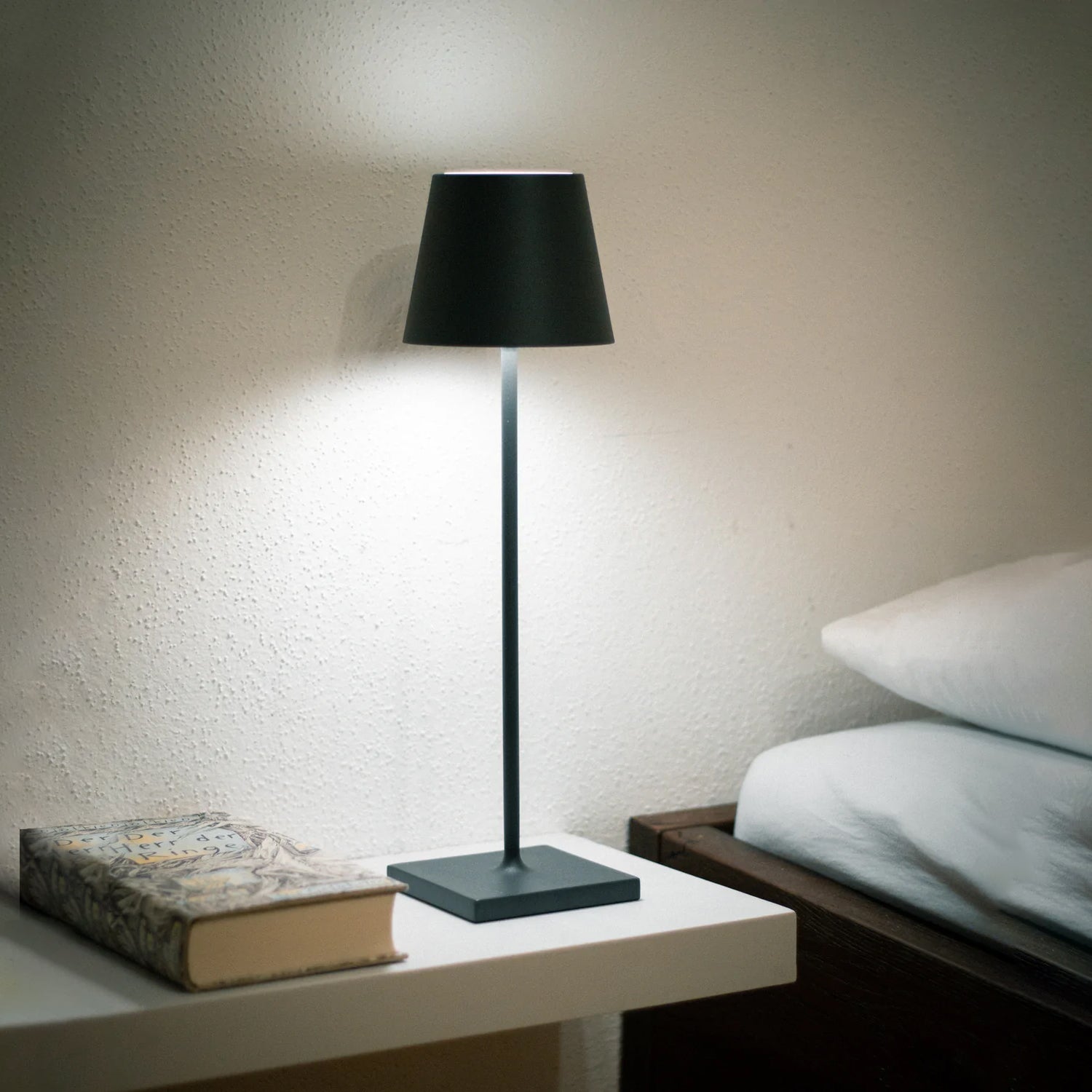 Ilavi udendørs bordlampe