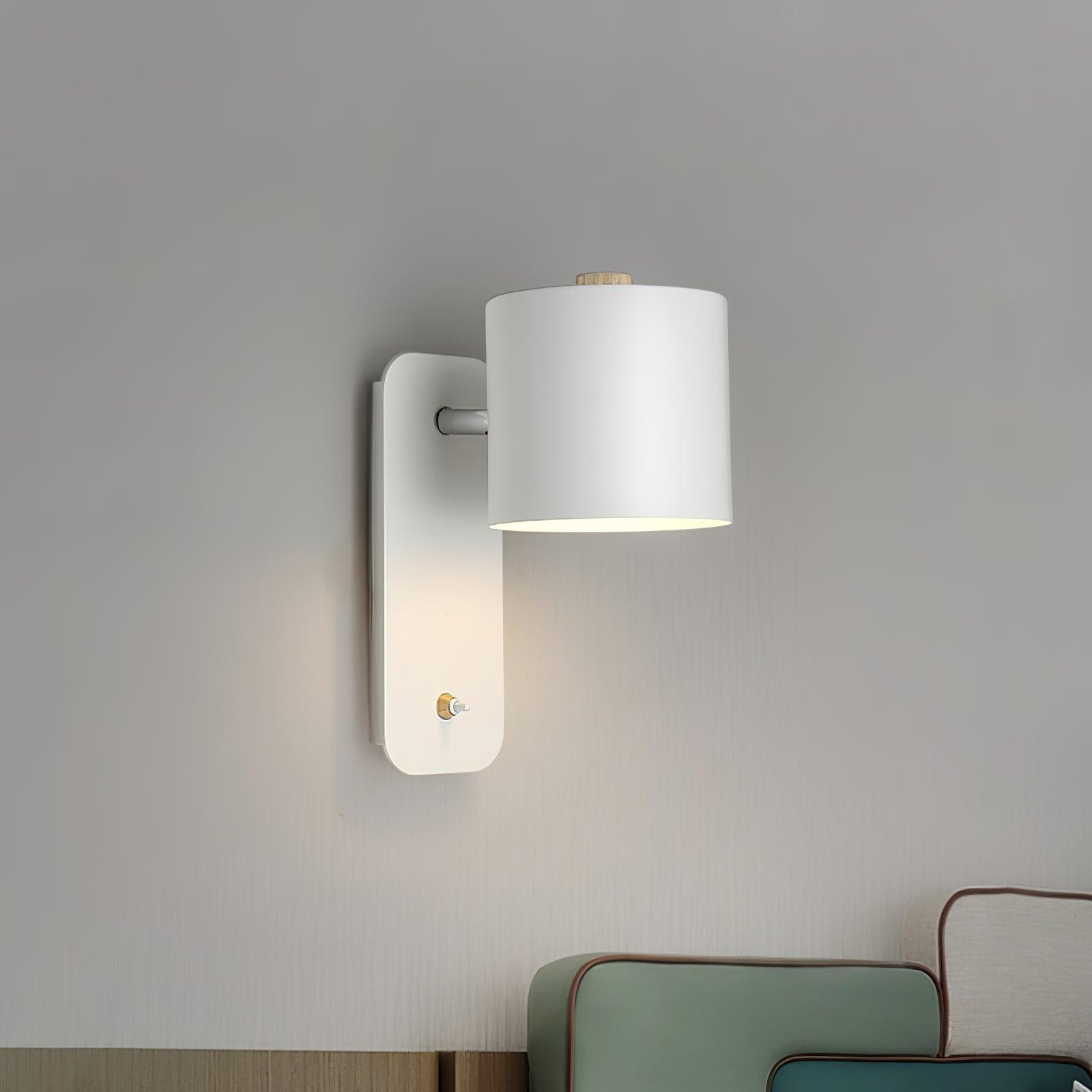 Mikhavno minimalistisk væglampe