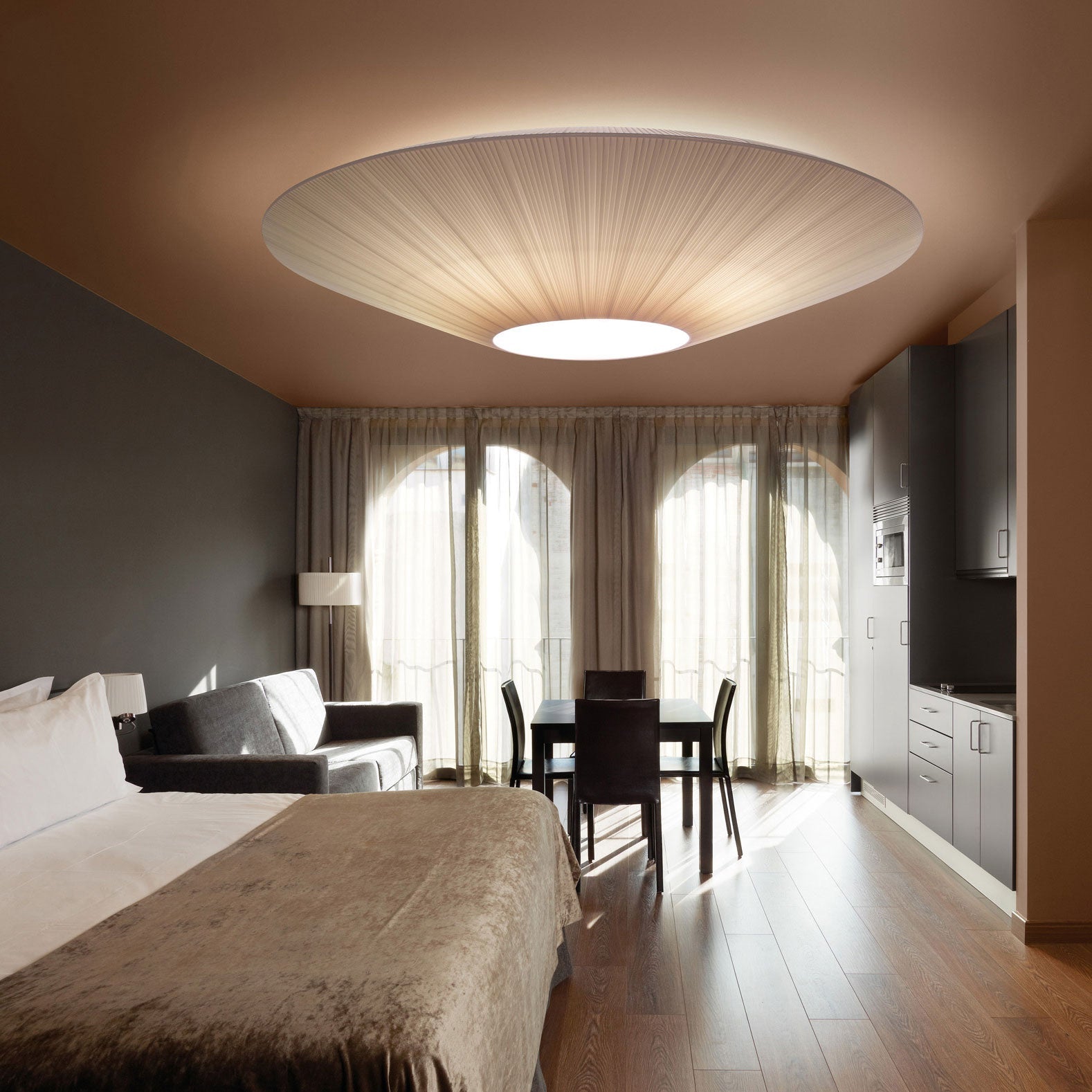 Havne rund loftlampe