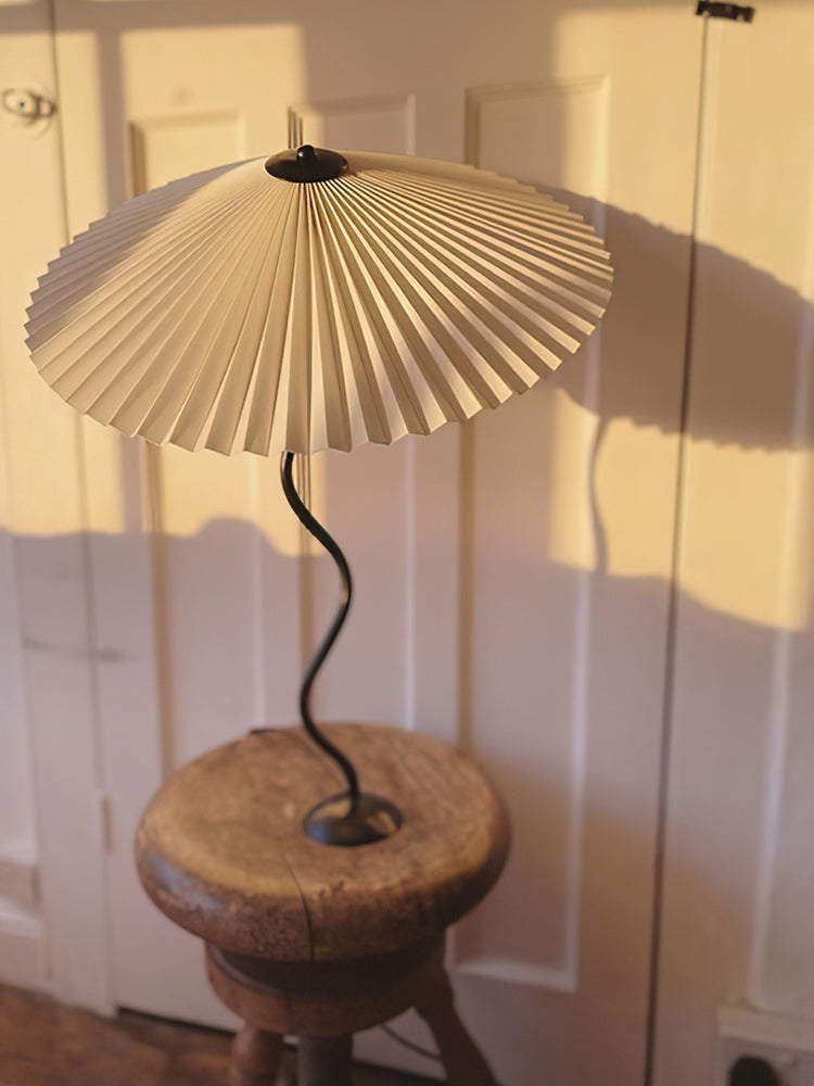 Havio moderne bordlampe