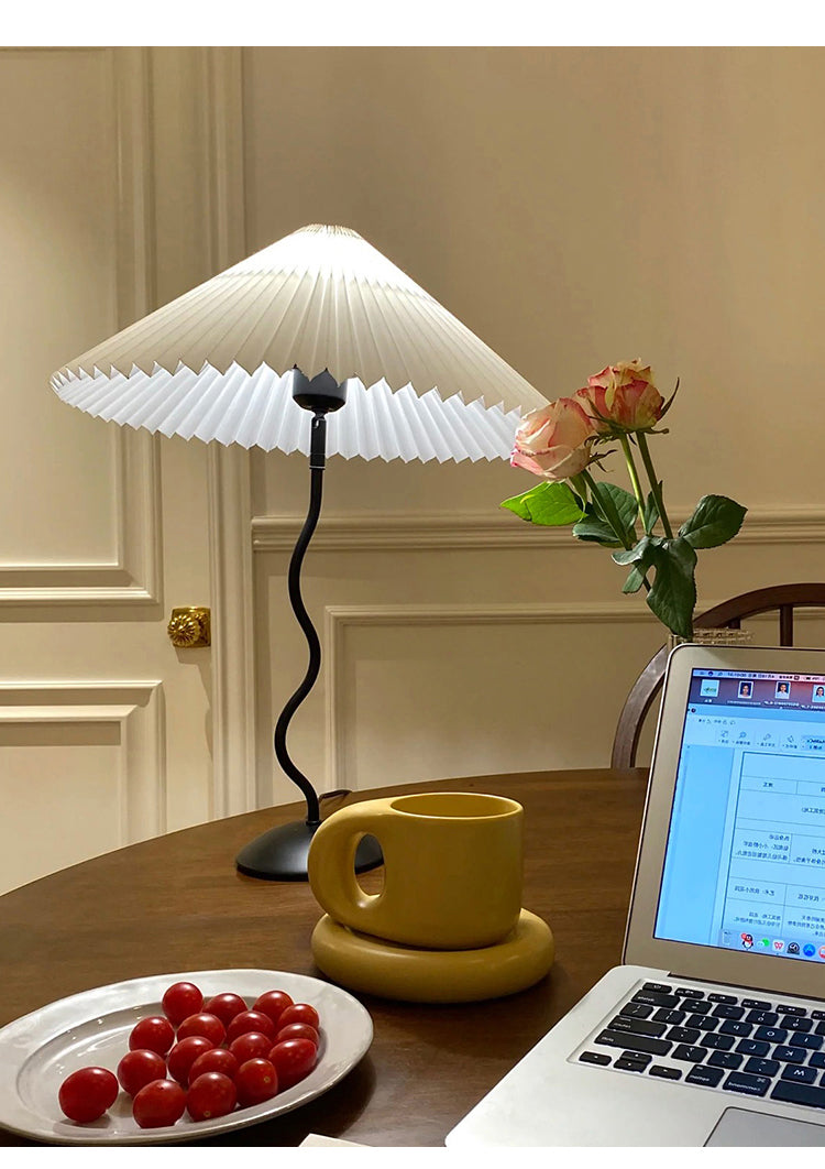 Havio moderne bordlampe