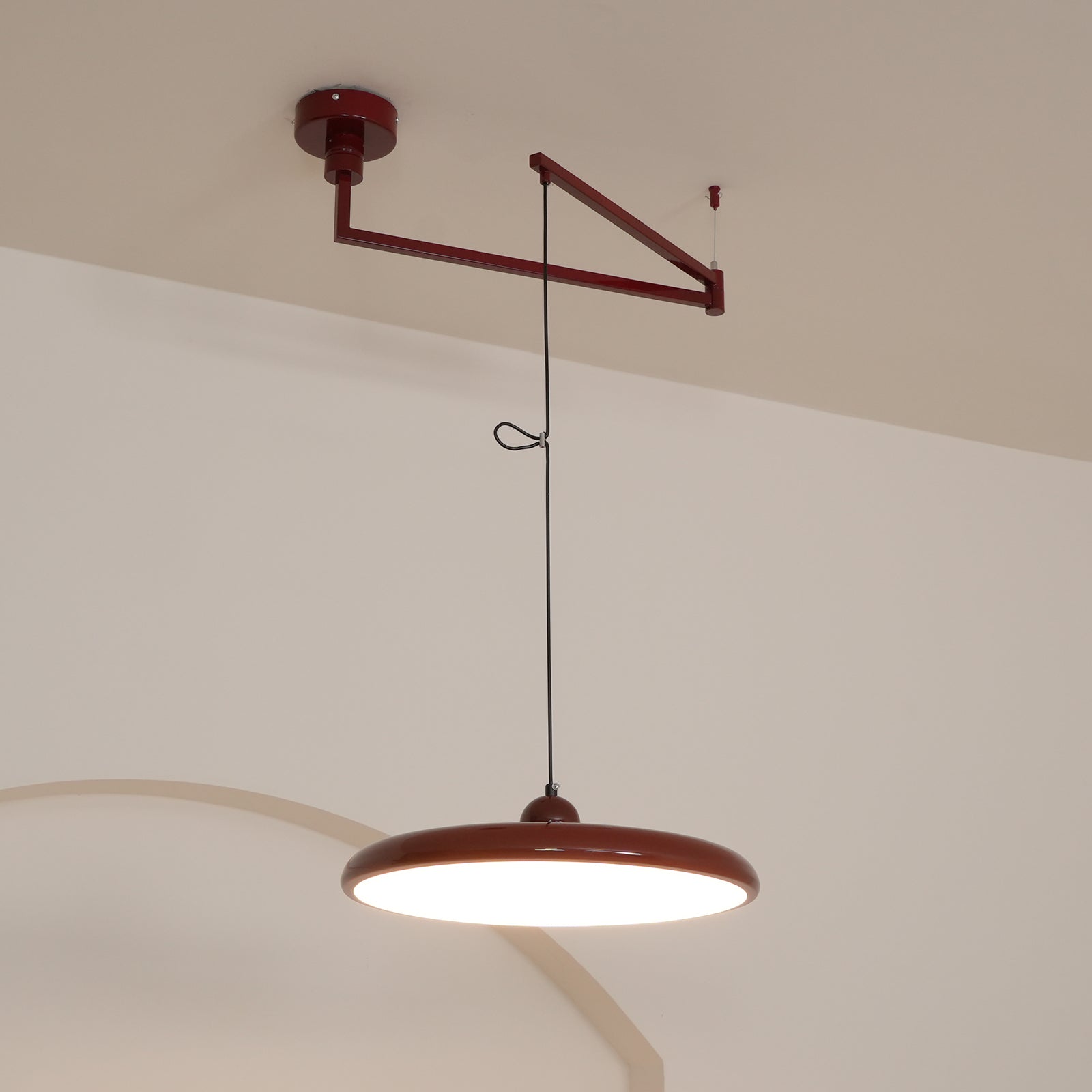 Theomi rund pendellampe